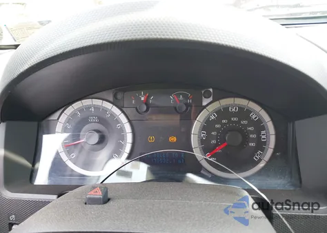 2009 Ford Escape Xlt z USA, uszkodzony, nr VIN 1FMCU93GX9KB86707